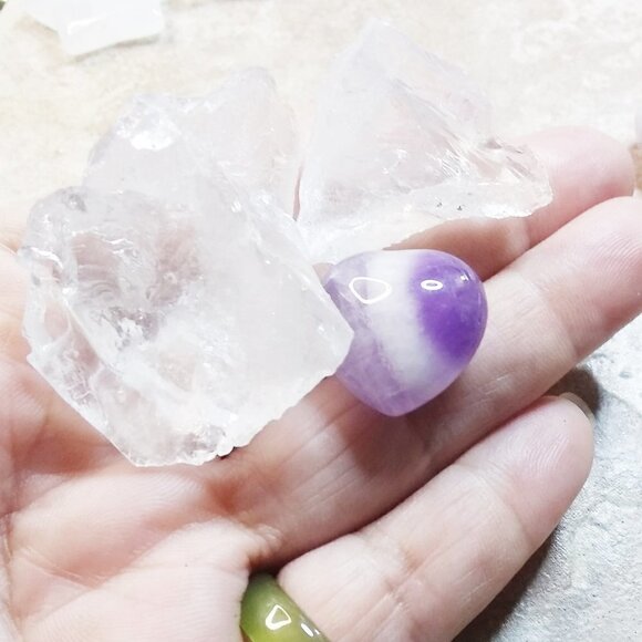Amethyst Heart + Quartz Collection #2 - Tranquility & Stress Relief - Picture 5 of 9